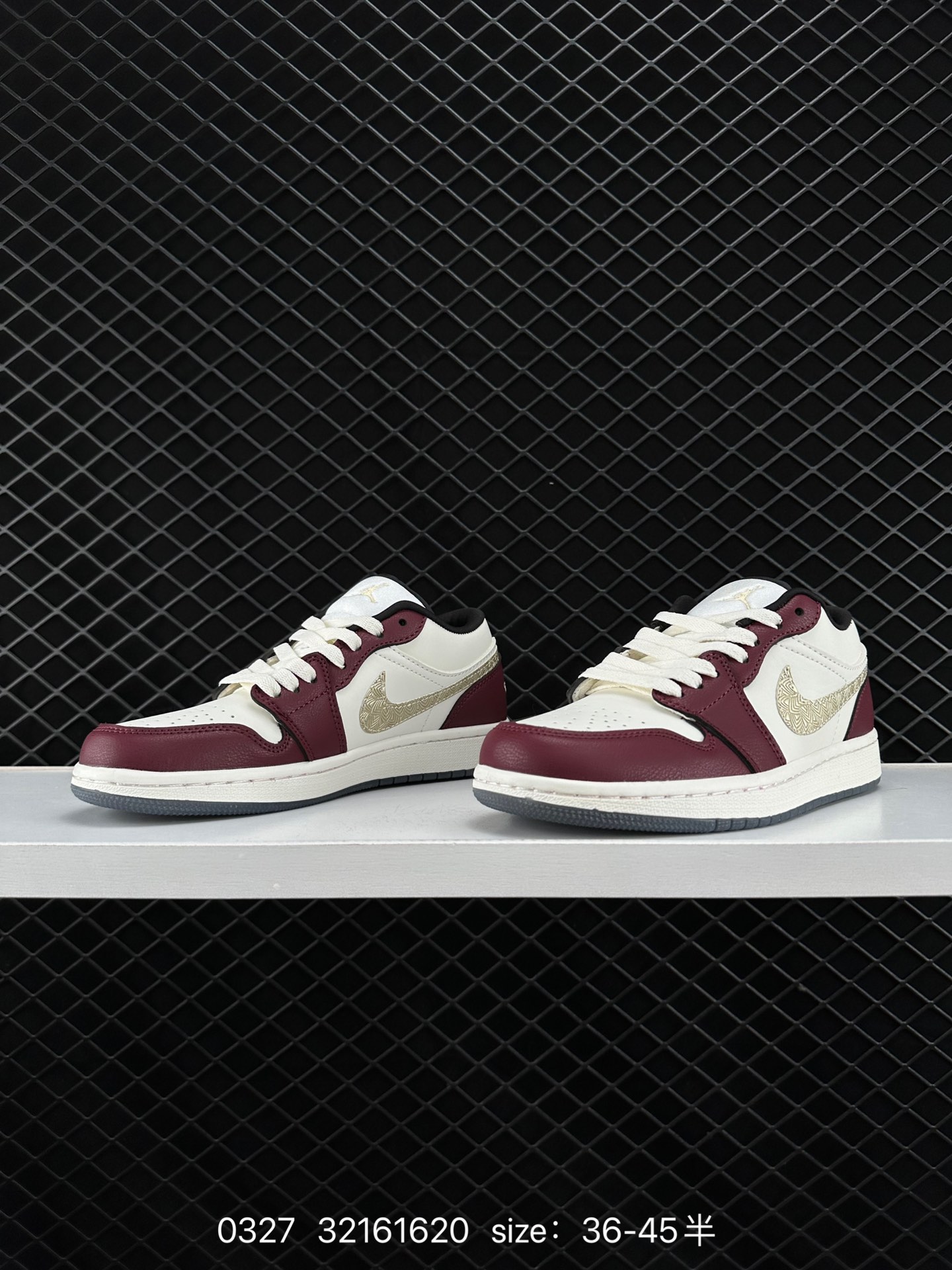 Travis Scott x Air Jordan 1 Low 